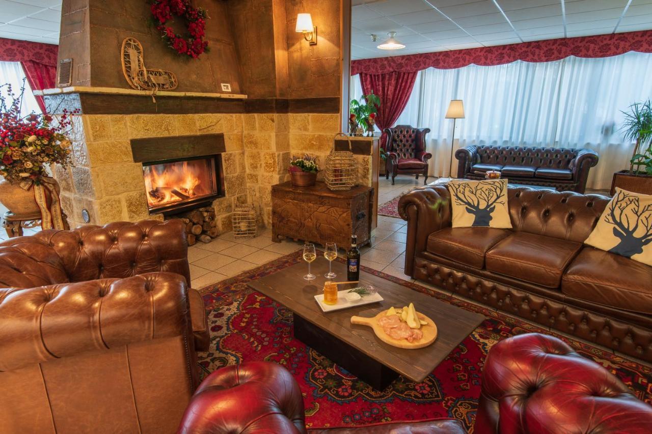 Hotel Iris Pescasseroli Extérieur photo