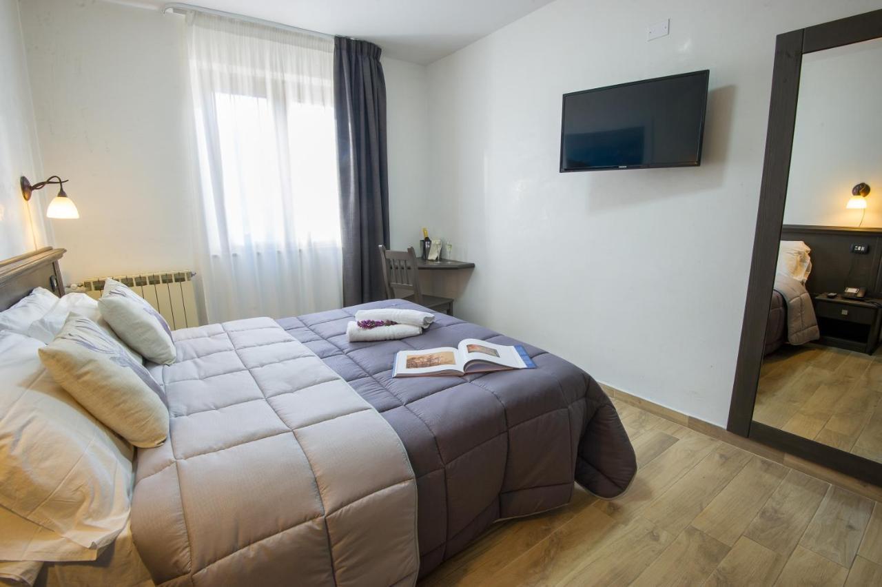 Hotel Iris Pescasseroli Extérieur photo